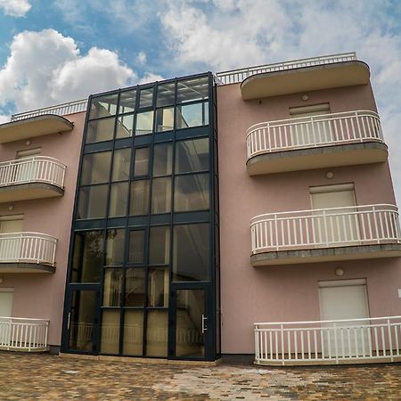 Apartments Malina Vir Exterior foto